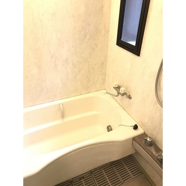 バス・シャワールーム　ゆっくりとバスタイムをお楽しみください♪