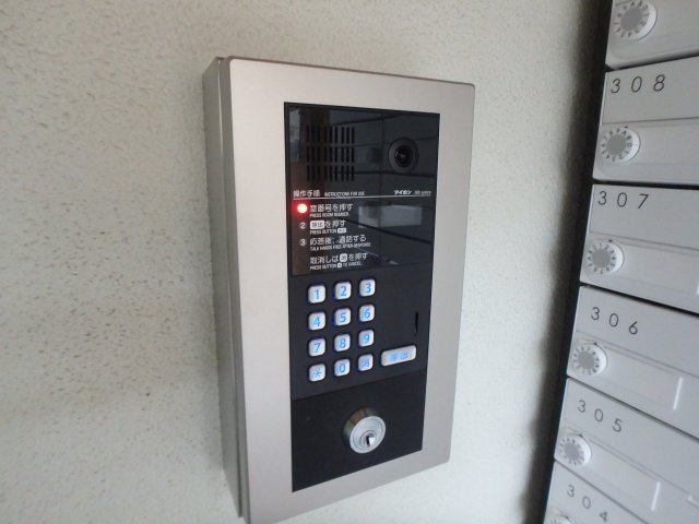 セキュリティ　オートロック完備