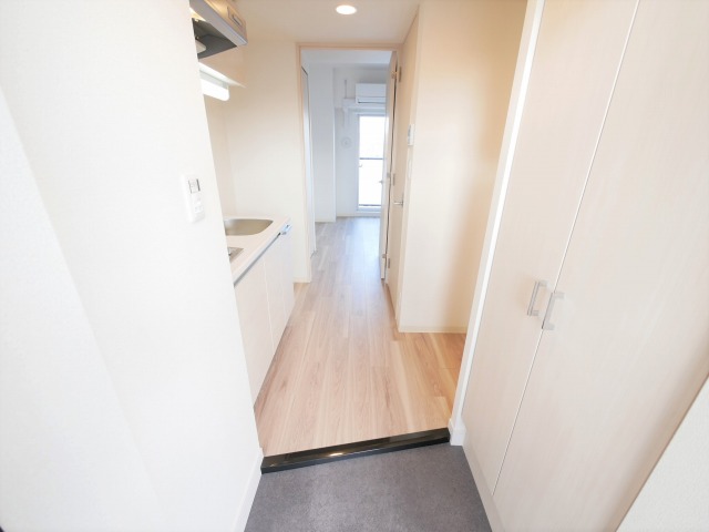 玄関　収納もある玄関です