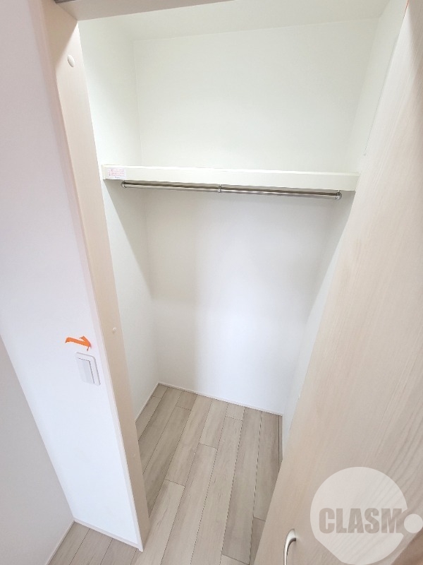 収納　ウォークインクローゼット