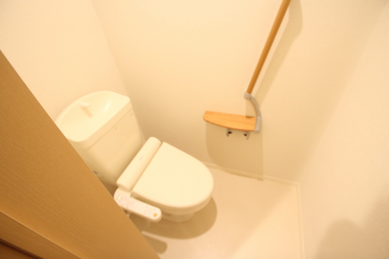 トイレ　※別部屋の写真です