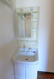 洗面設備　※他部屋参照