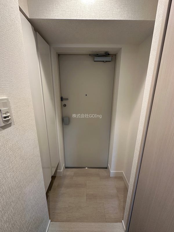 玄関　※参考写真です。