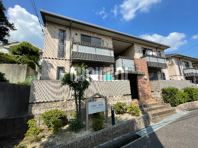 建物外観　バルコニー側外観