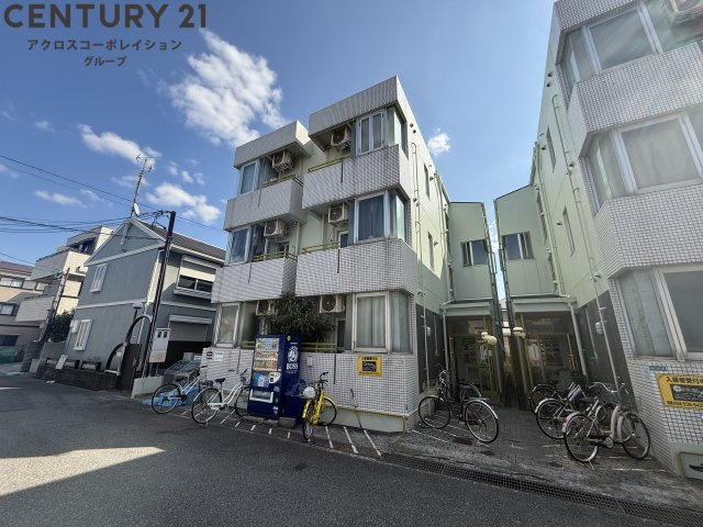 建物外観　敷地内に駐輪場あります！