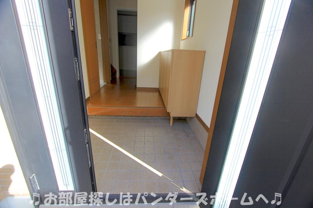 高野道2丁目貸家の玄関写真