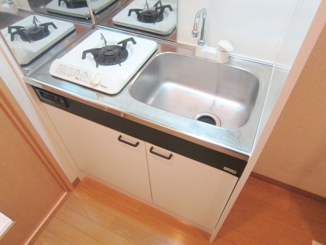キッチン　※別部屋参考写真