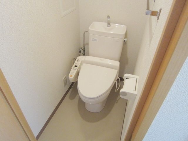 トイレ　※別部屋参考写真