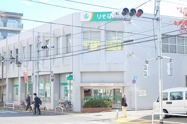 銀行　りそな銀行 昭島支店（銀行）まで42m