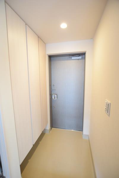 玄関　収納もある玄関です