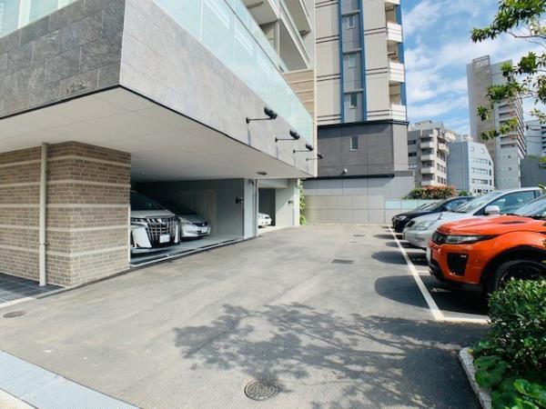 駐車場　駐車場完備です