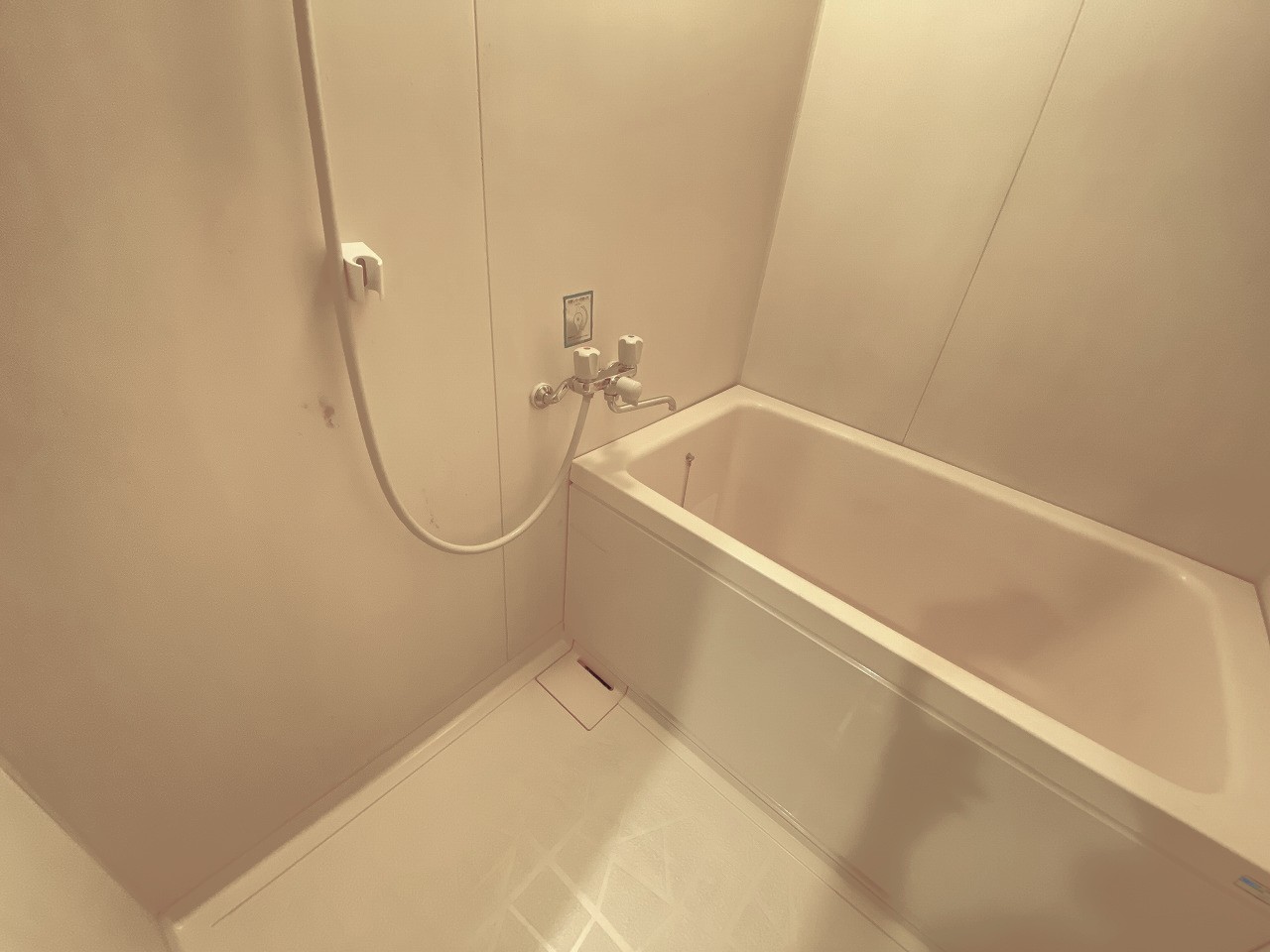 バス・シャワールーム　※別部屋参考写真