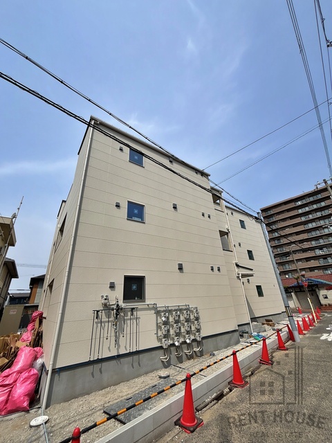 建物外観　外観（建設中）