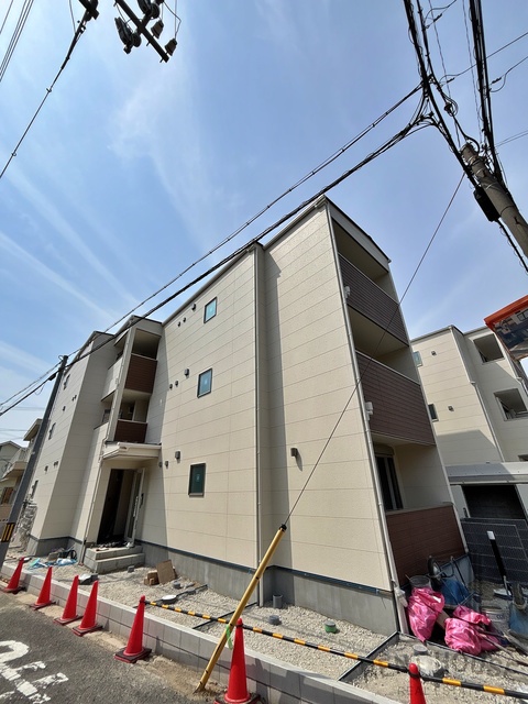 建物外観　外観（建設中）