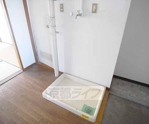 その他設備　室内洗濯でベランダも有効活用！