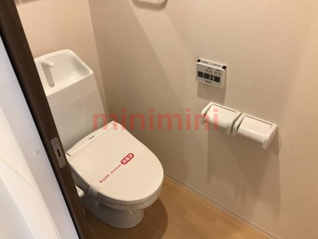 トイレ　シャワー付トイレ