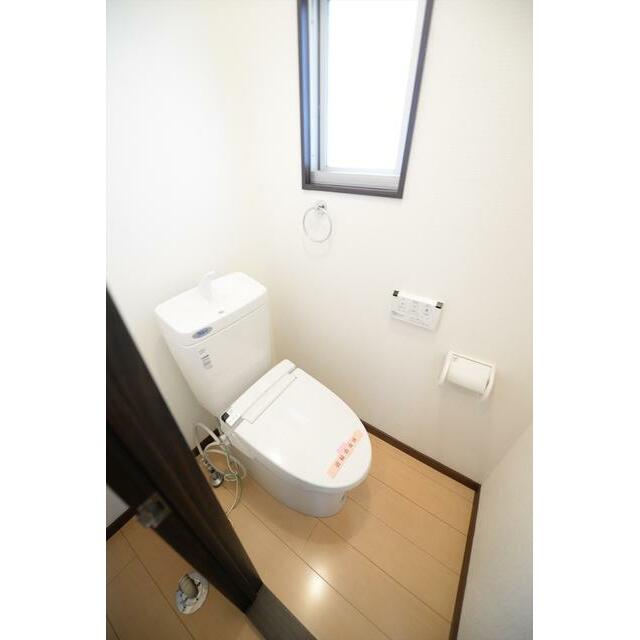 トイレ　トイレは使いやすいスタンダードタイプ♪
