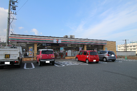 コンビニ　セブンイレブン 下関羽山町店（コンビニ）まで1526m