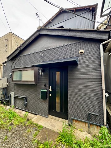 建物外観　閑静な住宅街に立地