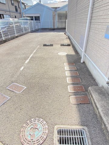 駐車場　駐車スペースもあります