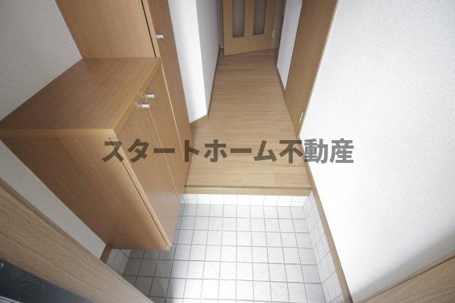 玄関　明るい玄関です
