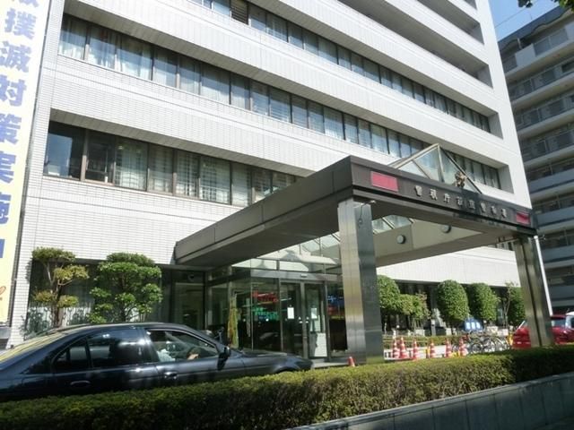 スーパー　クイーンズ伊勢丹杉並桃井店（スーパー）まで242m
