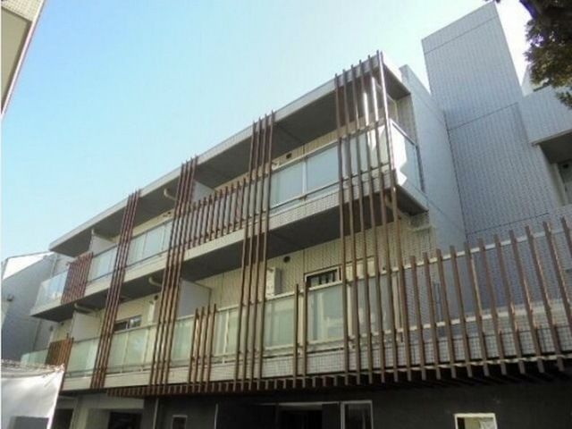 エントランス　★お問い合わせはタウンハウジングまで★