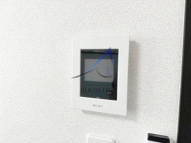 セキュリティ　モニター付きインターホンです。