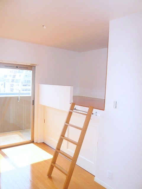 その他部屋・スペース　エアコン付きで快適です♪