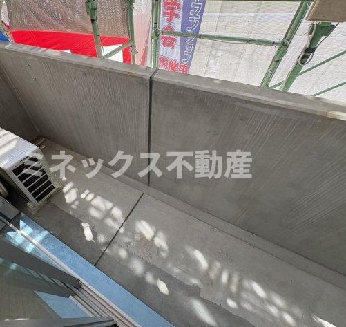玄関　同タイプのお部屋の写真。現況を優先します。