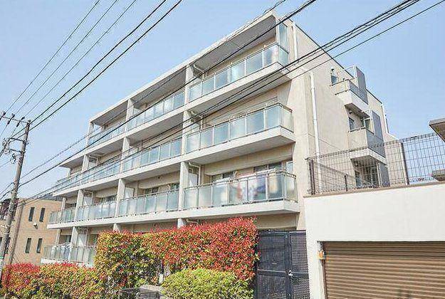 建物外観　オートロック完備