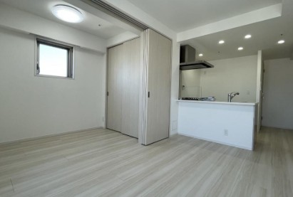 居室・リビング　別部屋参考画像です