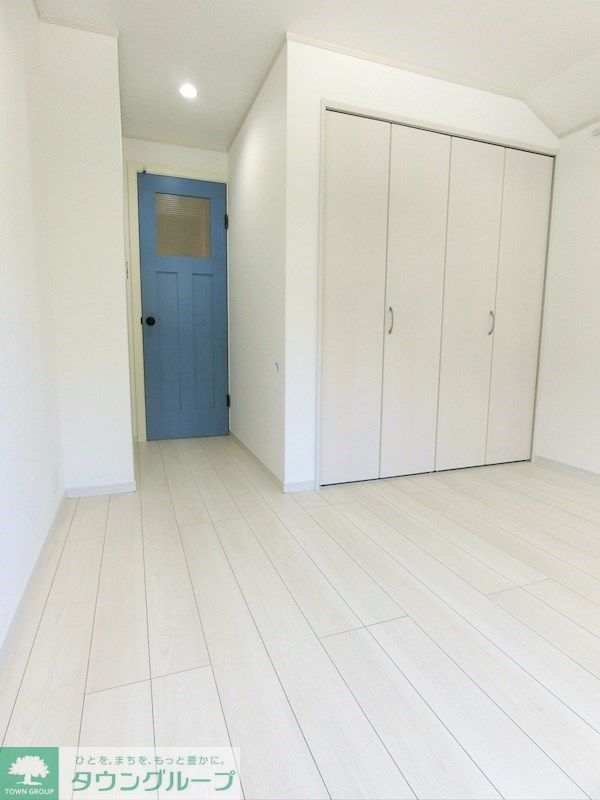 その他部屋・スペース　輸入ドアがアクセントでオシャレ♪