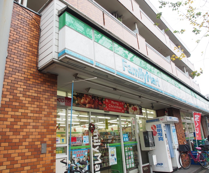 コンビニ　ファミリーマート 新桜台店（コンビニ）まで220m