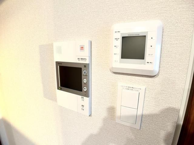 セキュリティ　☆モニター付きインターホン☆