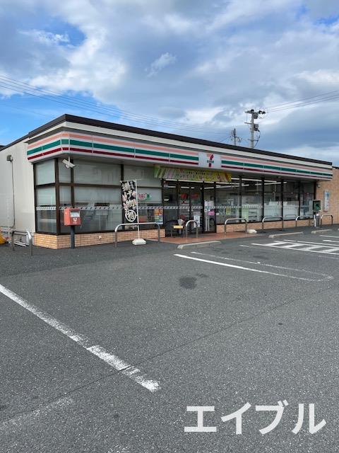 コンビニ　セブンイレブン飯塚片島店（コンビニ）まで847m