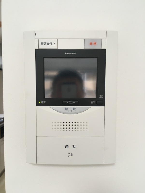 セキュリティ　モニター付きインターホン