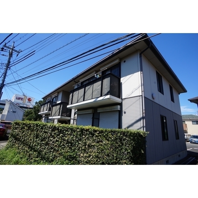 建物外観　積水ハウス施工！敷地内に４棟建ち並ぶシャーメゾン！
