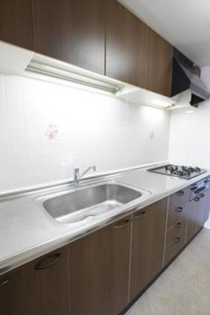 キッチン　※写真は同タイプ住戸です。