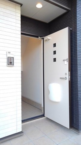 エントランス　建物の内部です