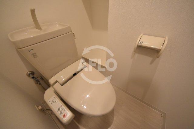 トイレ　ラムール南森町アーバネックス　トイレ