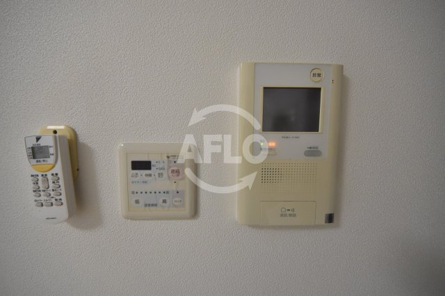セキュリティ　ラムール南森町アーバネックス　TV付モニターフォン