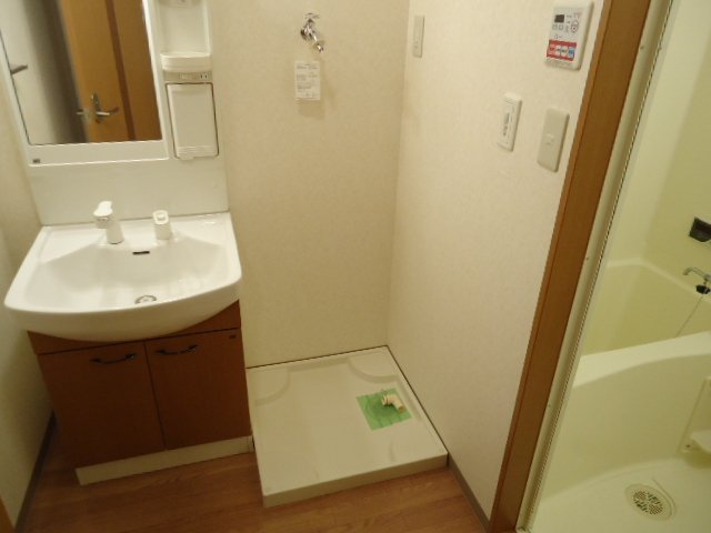 その他設備　洗濯機置場