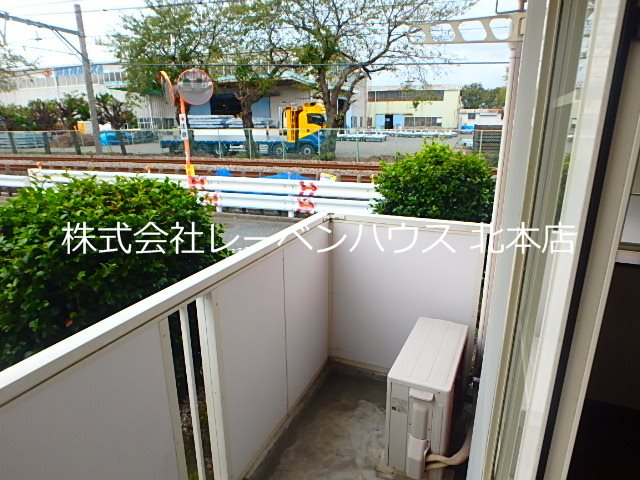 バルコニー　レーベンハウス北本店へ　048-590-5757
