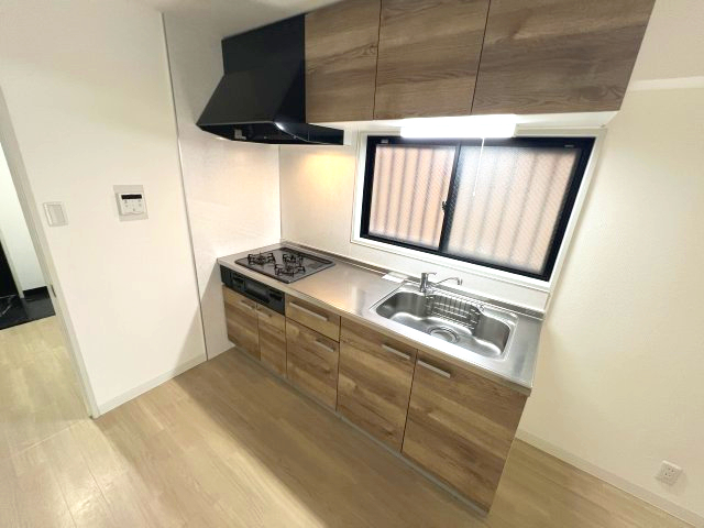 ロイヤルメゾン岡本IIIのキッチン写真