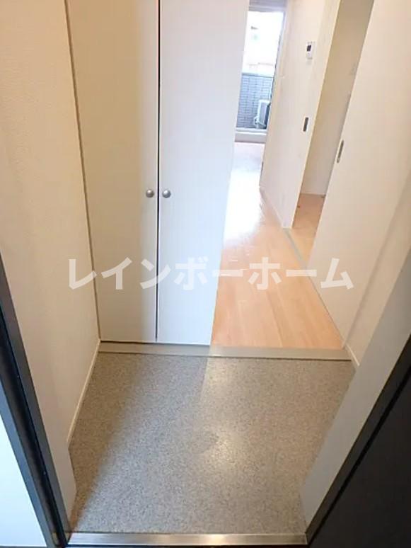 玄関　※別部屋参照写真となります。