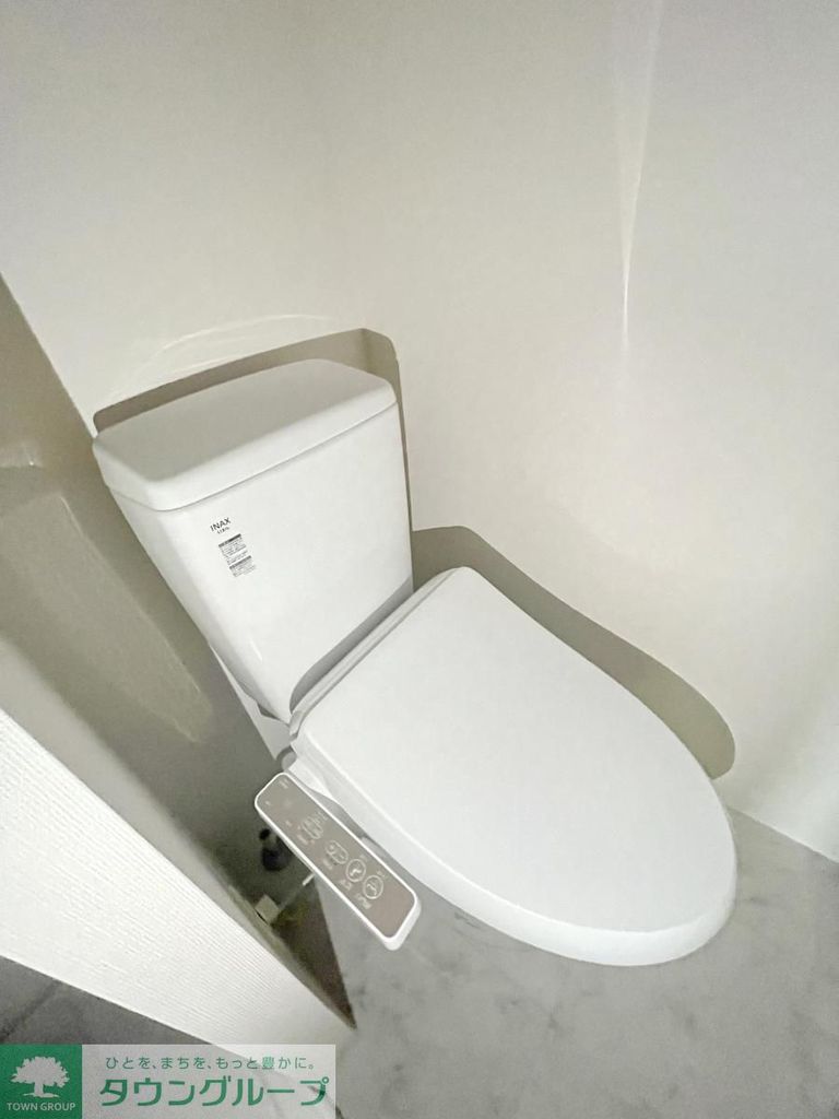 トイレ　同物件別部屋写真