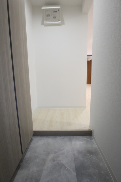 玄関　同タイプ参考写真