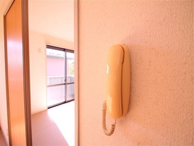その他　インターホン付き！