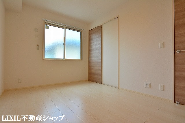 その他部屋・スペース　北側６．１帖の洋室です。